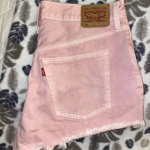 Pink Levi 501 shorts